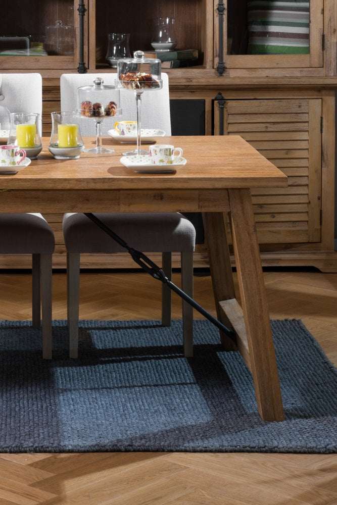 שולחן אוכל נפתח מעץ מלא מקולקציית בורדו