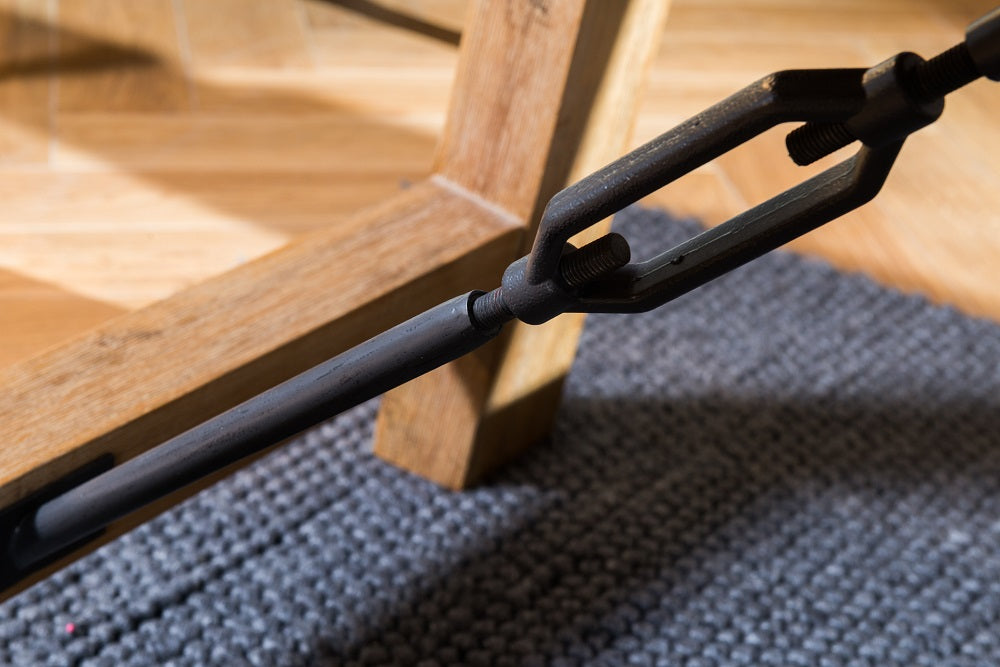 שולחן אוכל נפתח מעץ מלא מקולקציית בורדו