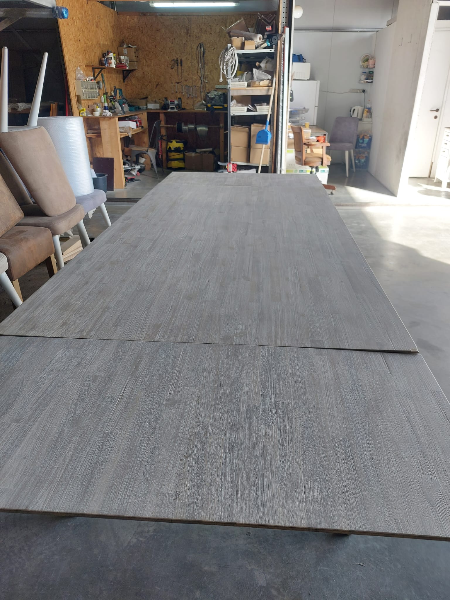 שולחן אוכל מקולקציית רטרו- סוג ב'!