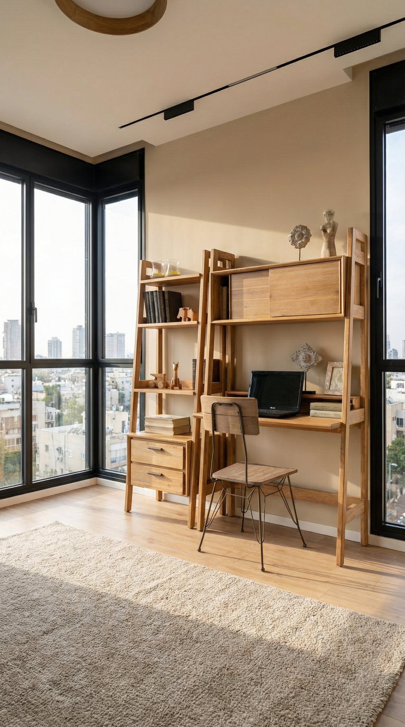 שולחן עבודה מעץ מלא מקולקציית נורמנדי