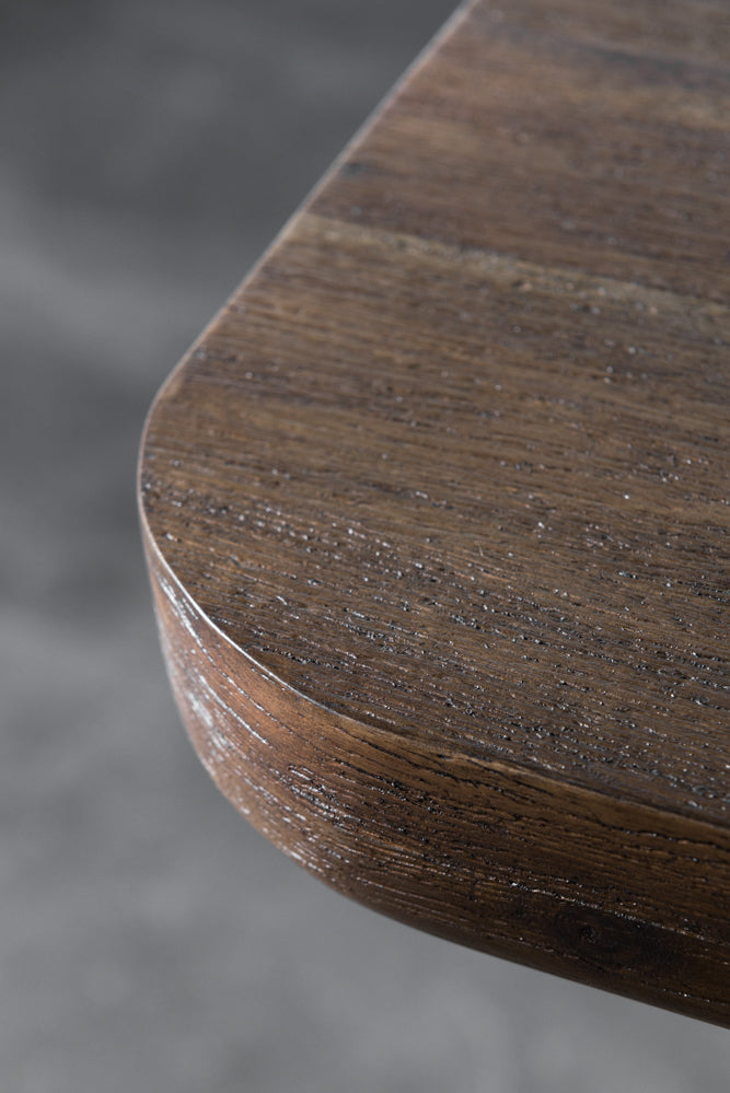 שולחן אוכל מעץ מקולקציית טרוורטין