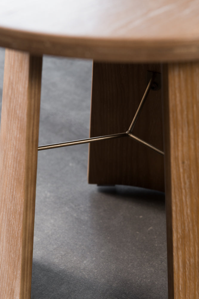 שולחן סלון עגול קטן מעץ מלא