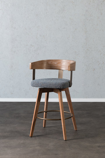 כיסא בר רגלי עץ ידיות מוטות מתכת בד ג'ינס