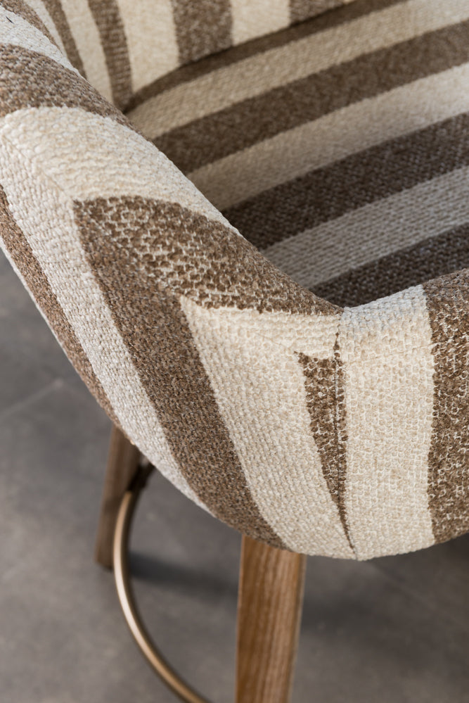 כיסא בר ריפוד מלא בד פסים חום