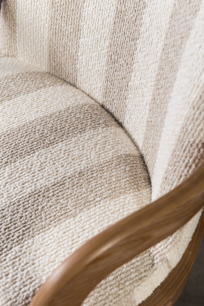 כיסא בר מרופד ידיות עץ בד פסים בהיר