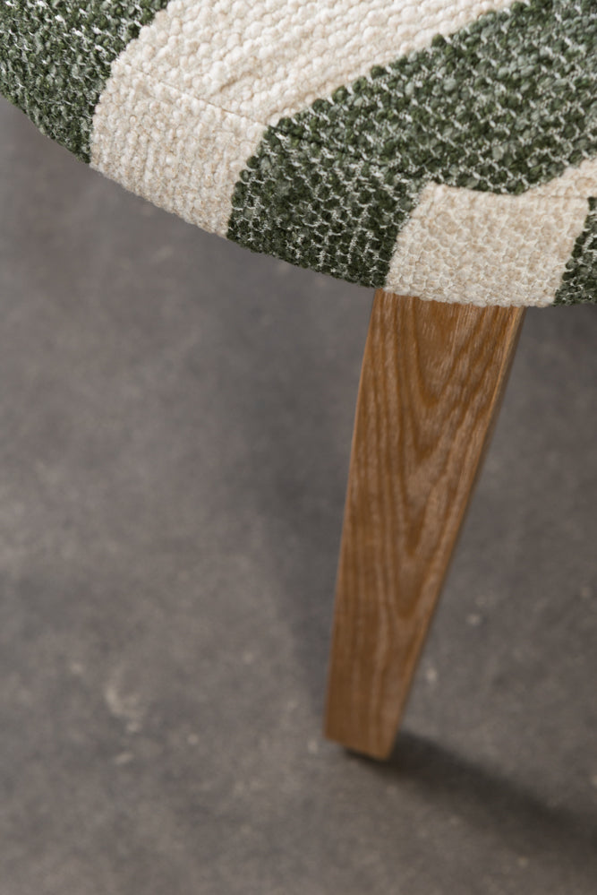 כיסא מרופד ידיות עץ בד פסים ירוק