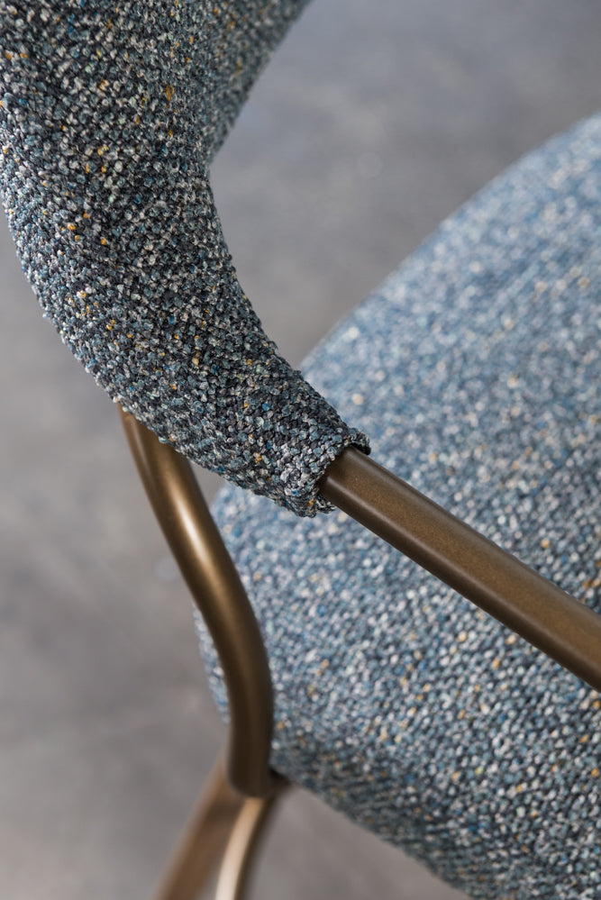 כיסא בר ידיות מתכת דקות בד ג'ינס