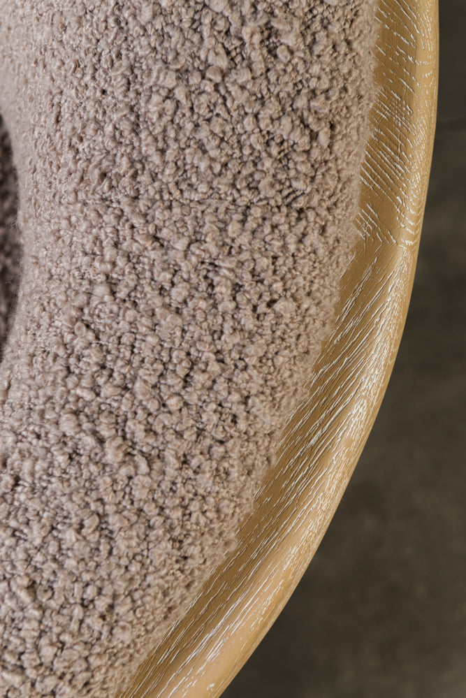 כורסא דגם WILMOT בד חום בהיר