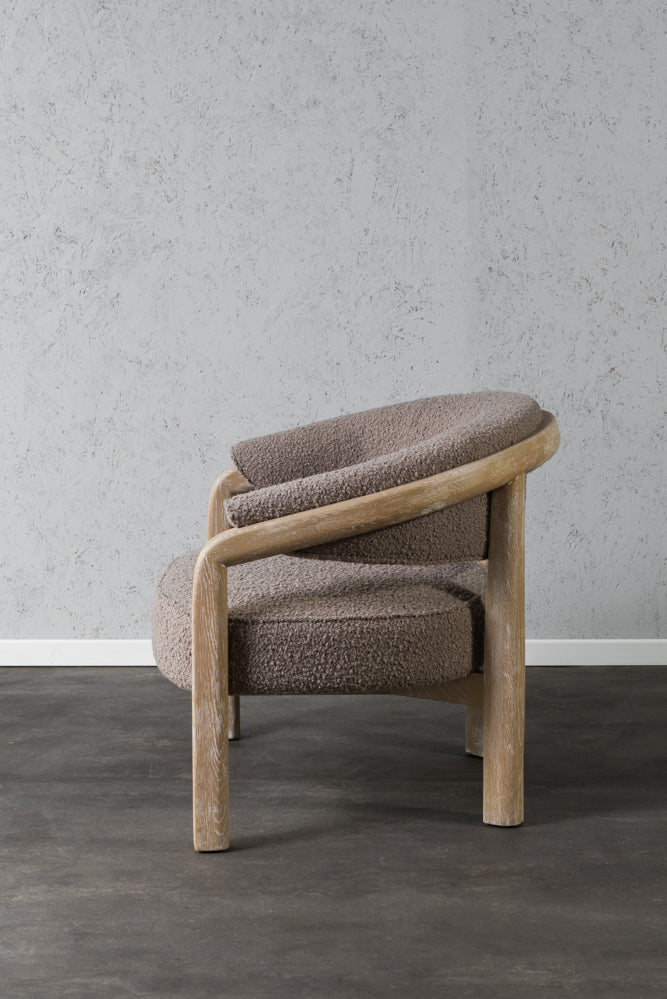 כורסא דגם WILMOT בד חום בהיר