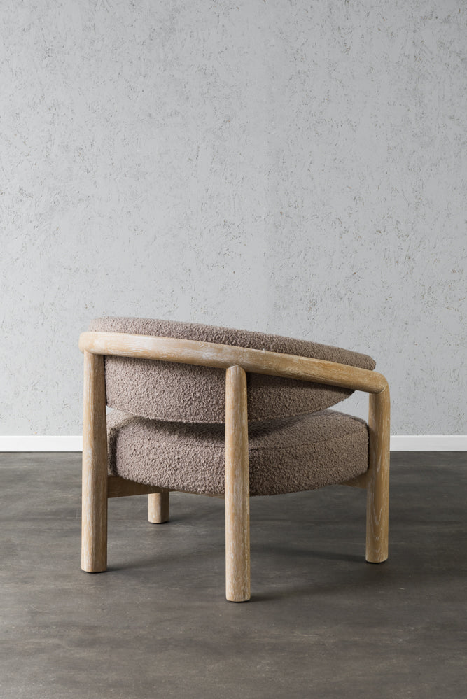 כורסא דגם WILMOT בד חום בהיר