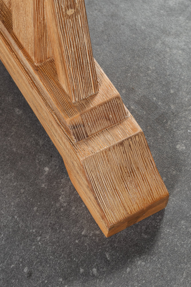 שולחן אוכל אבירים נפתח מעץ מלא מקולקציית נורמנדי