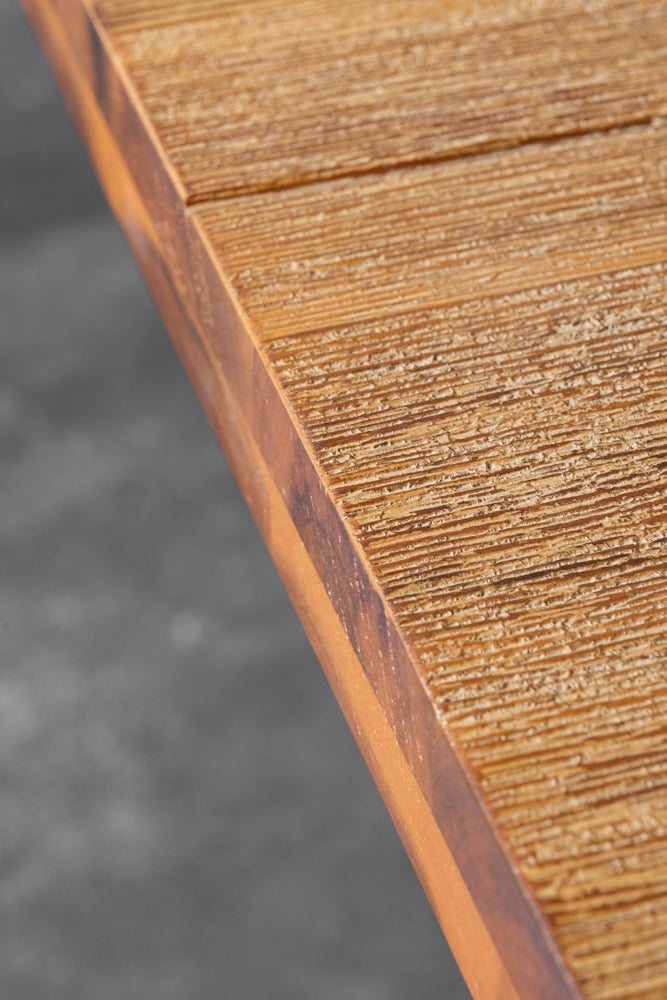 שולחן אוכל אבירים נפתח מעץ מלא מקולקציית נורמנדי