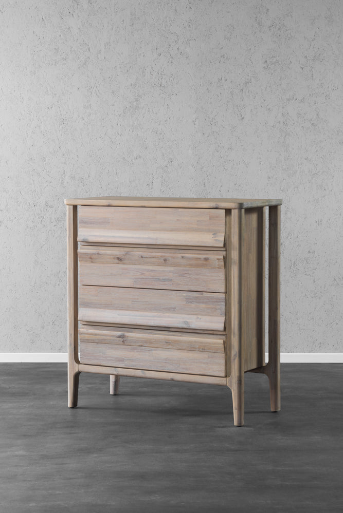 קומודה גבוהה מעץ מלא מקולקציית איזי