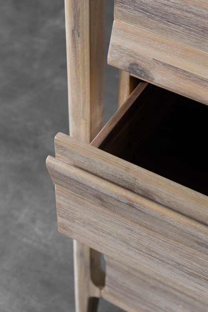 קומודה גבוהה מעץ מלא מקולקציית איזי