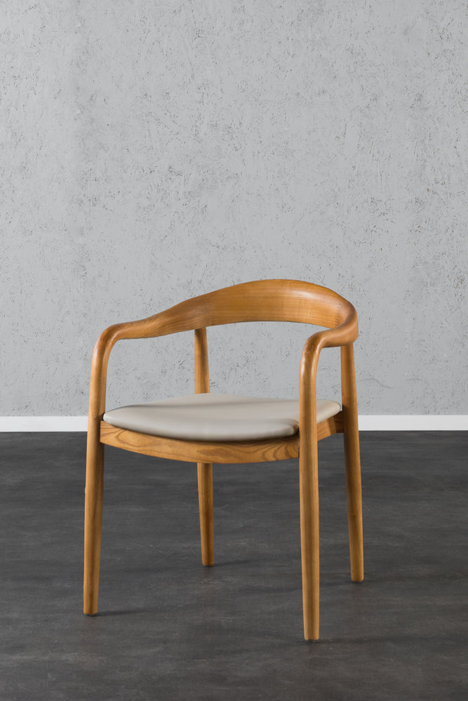 כיסא טוקיו עץ טבעי דמוי עור בהיר