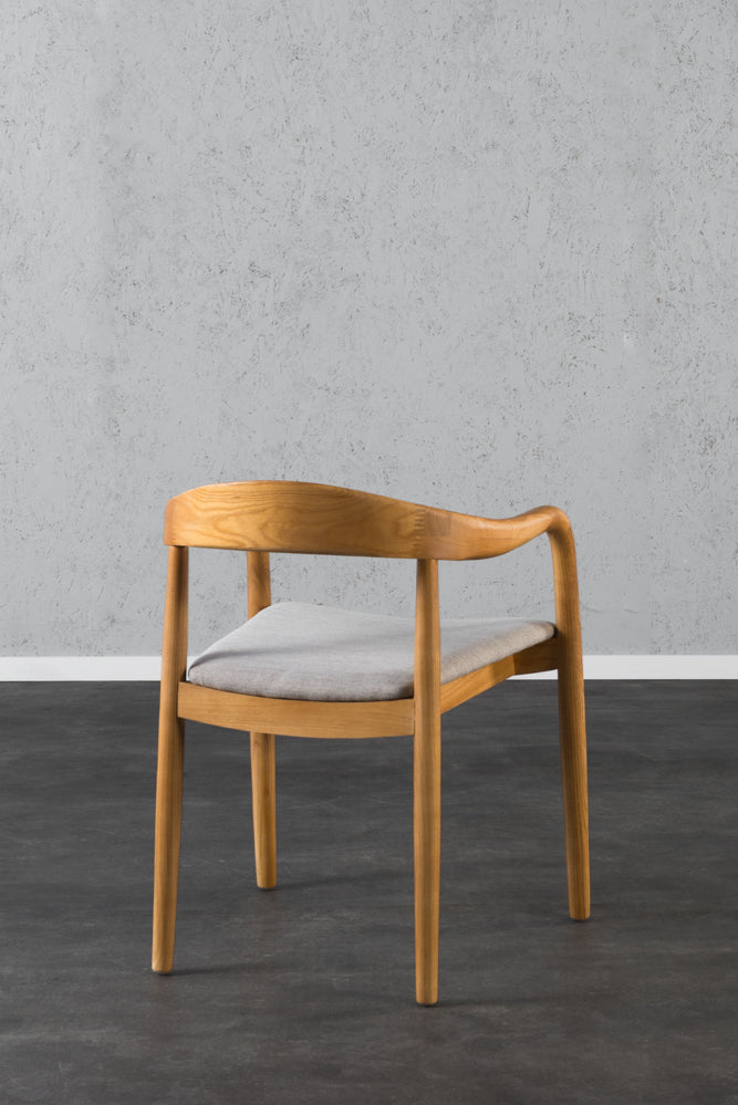 כיסא טוקיו עץ טבעי בד בז'