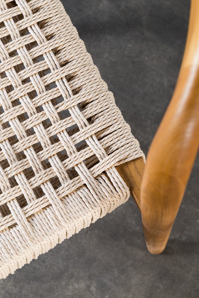 כיסא סהר עץ טבעי מושב חבל