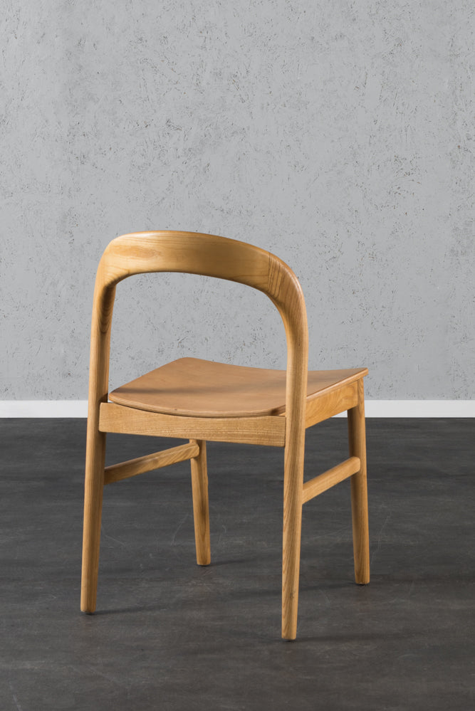 כיסא דגם סהר עץ טבעי