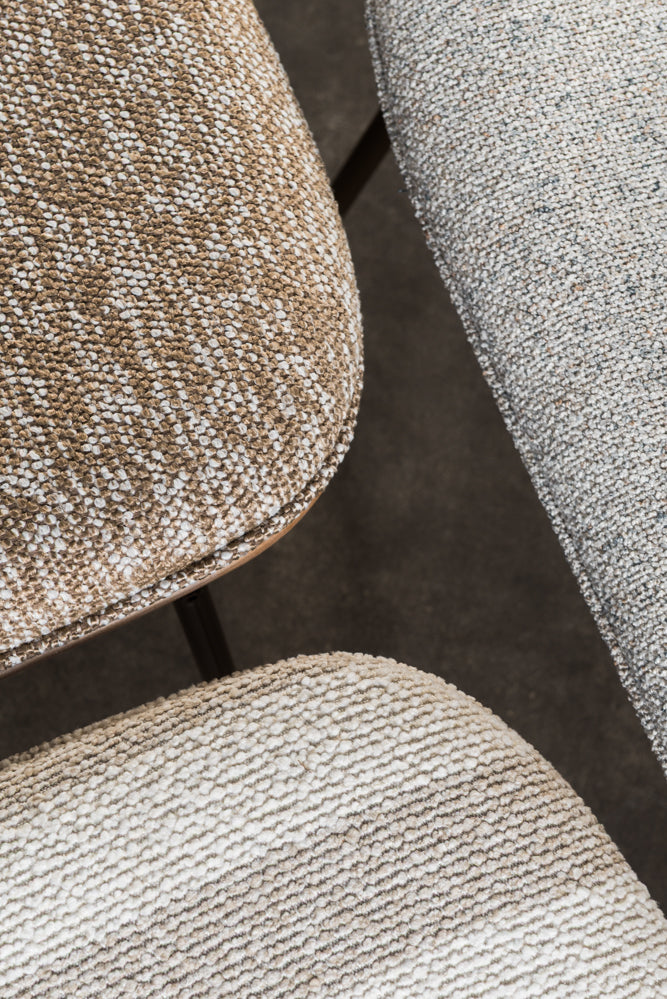 כורסא מודרנית בד חום