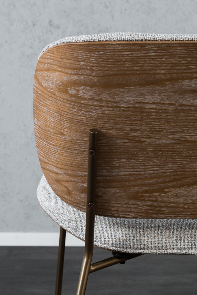 כורסא מודרנית בד בהיר