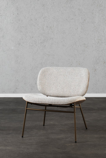 כורסא מודרנית בד בהיר