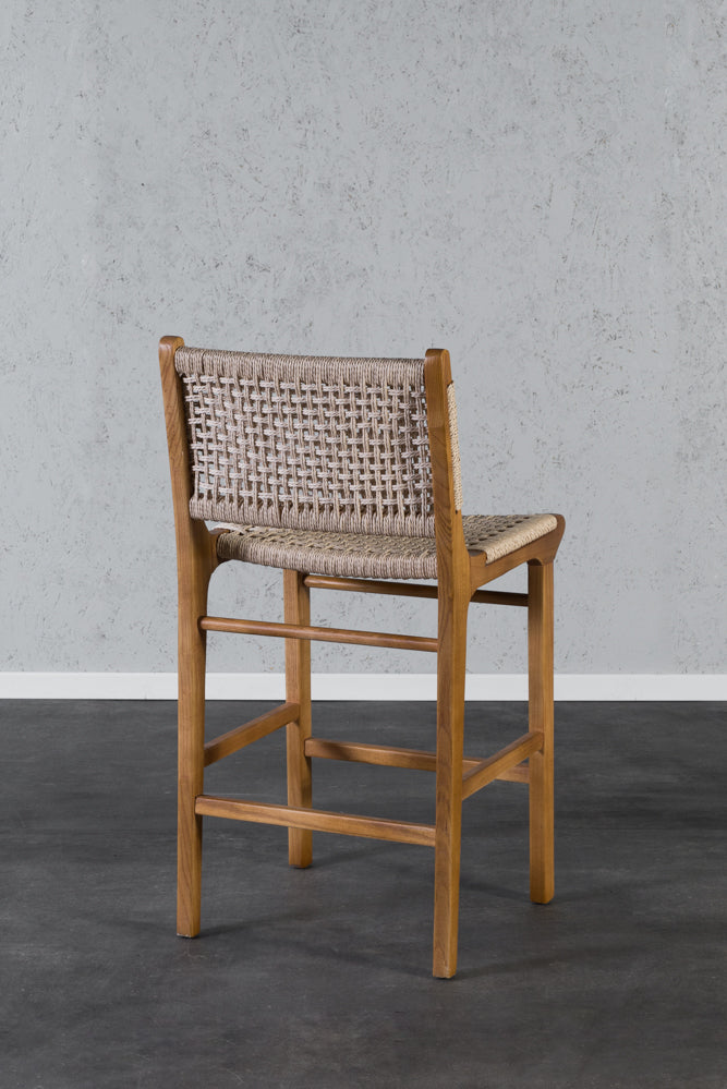 כיסא בר חבלים מעץ מלא גוון עץ טבעי