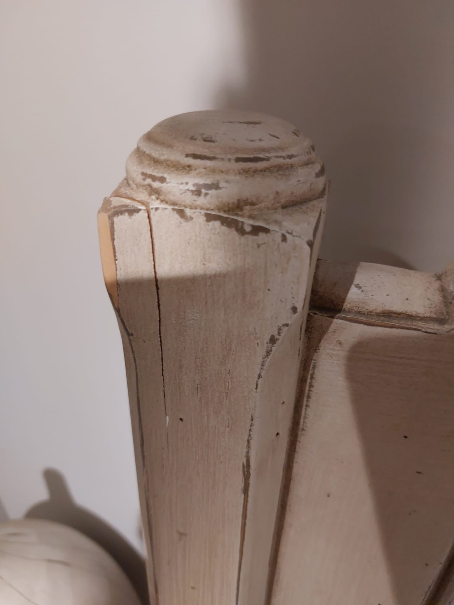 מיטה זוגית 140/190 מעץ מלא מקולקציית שאטו - סוג ב'!