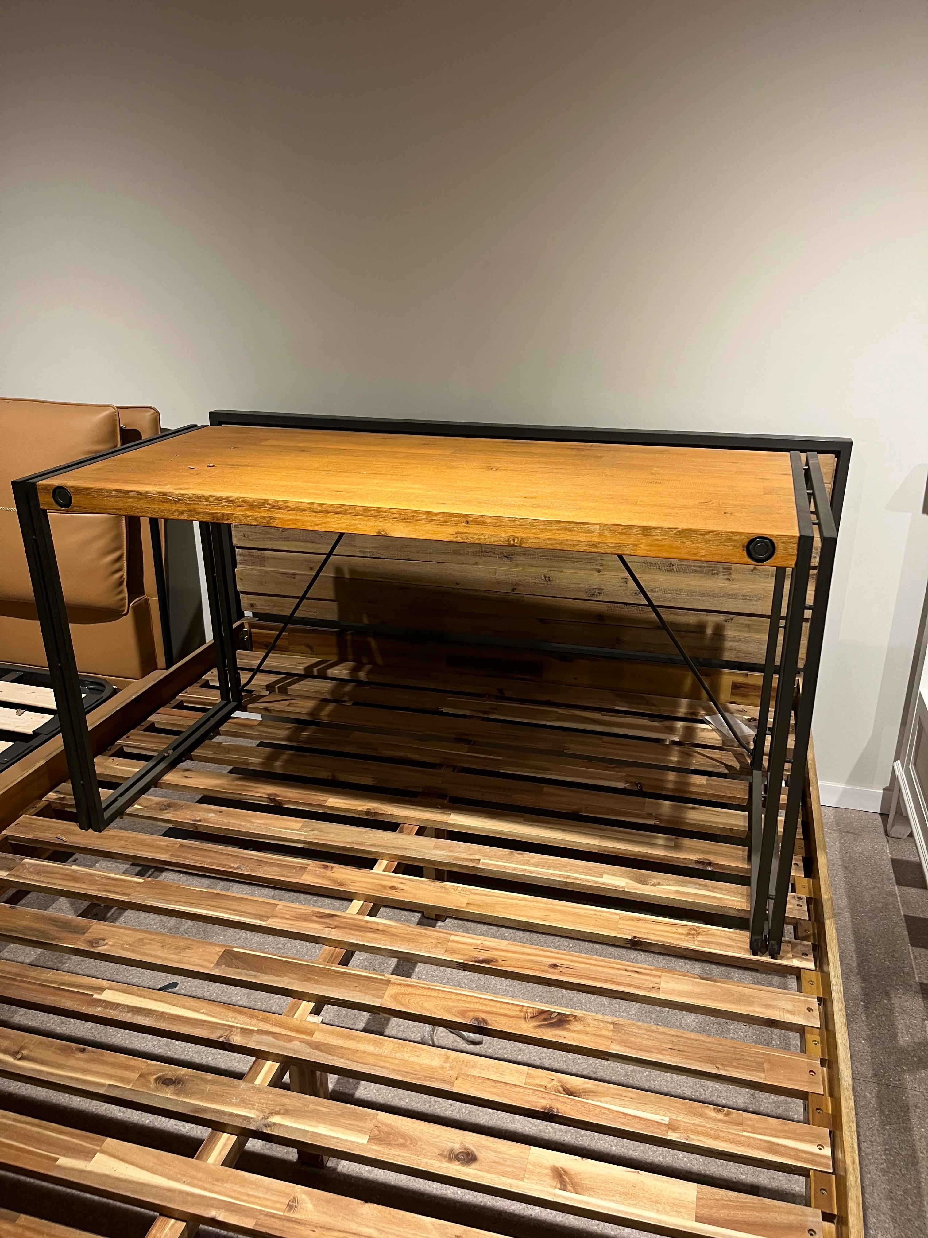 שולחן כתיבה מעץ מלא מדגם לופט 150/70 - סוג ב'!