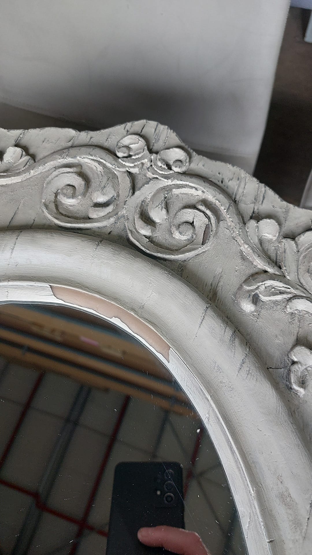 מראה אובלית מקולקציית שאטו - סוג ב'