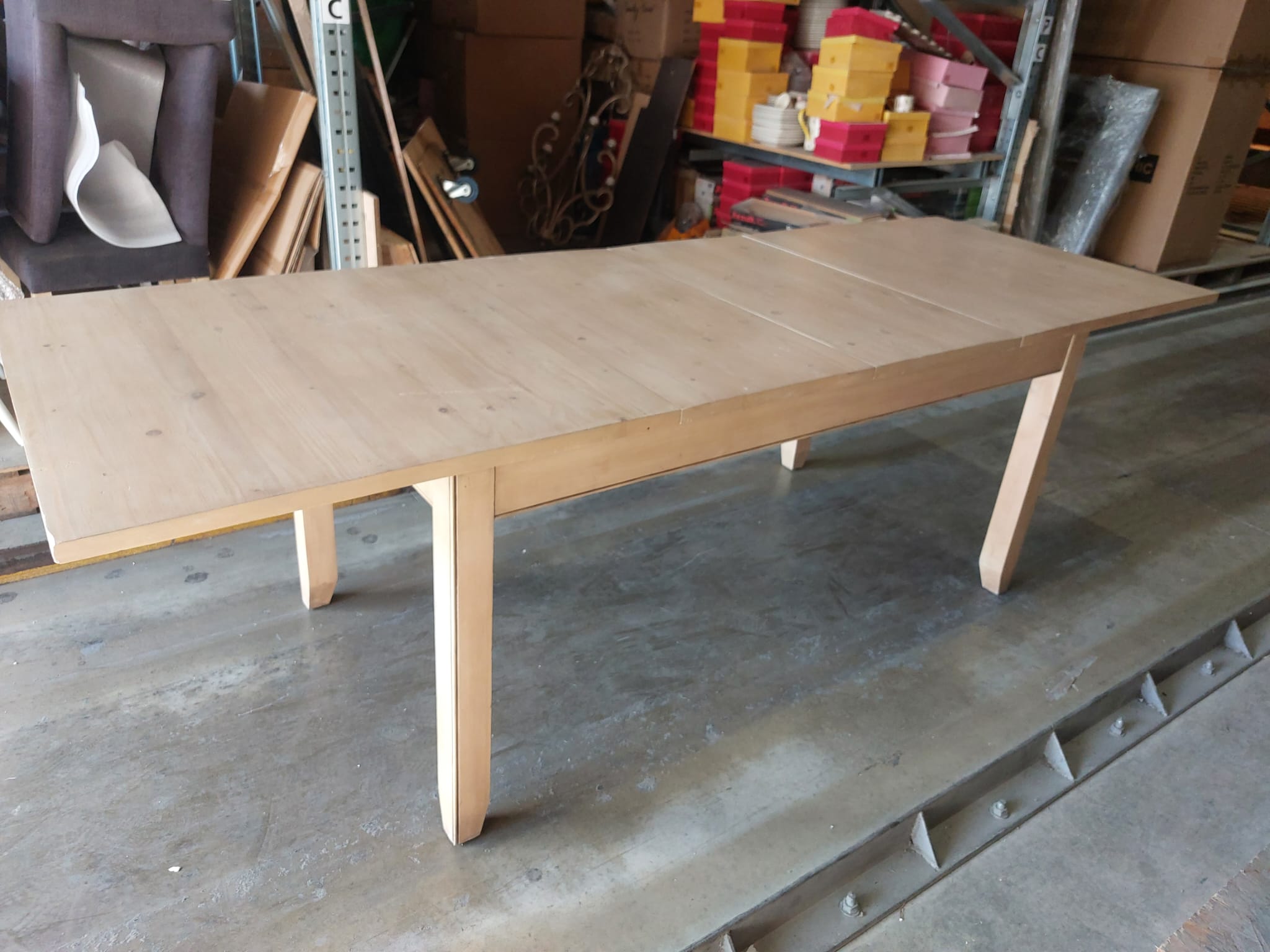 שולחן אוכל מקולקציית פורסט- סוג ב'!