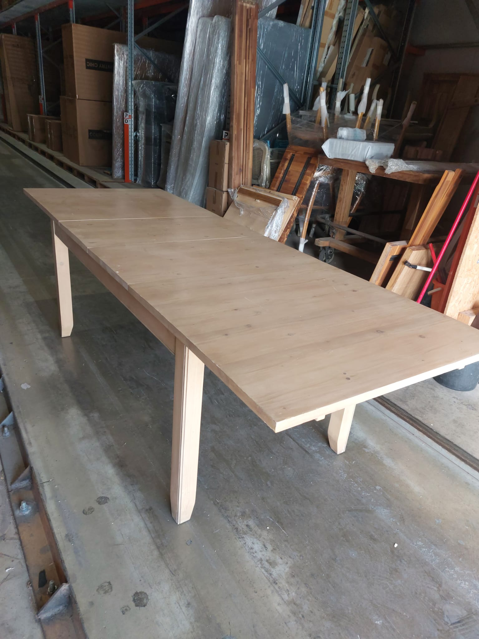 שולחן אוכל מקולקציית פורסט- סוג ב'!