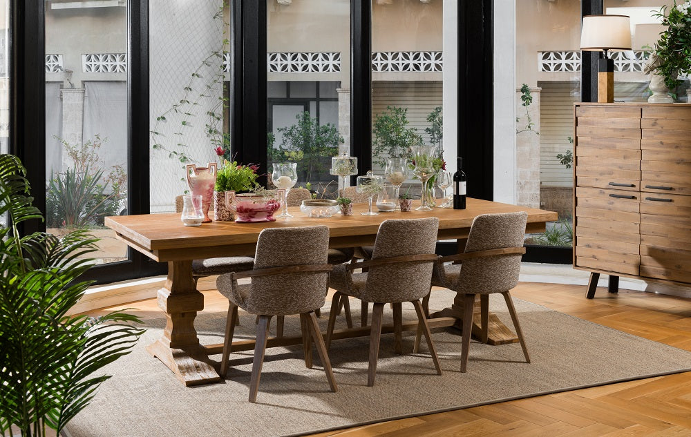 שולחן אוכל אבירים נפתח מעץ מלא מקולקציית נורמנדי