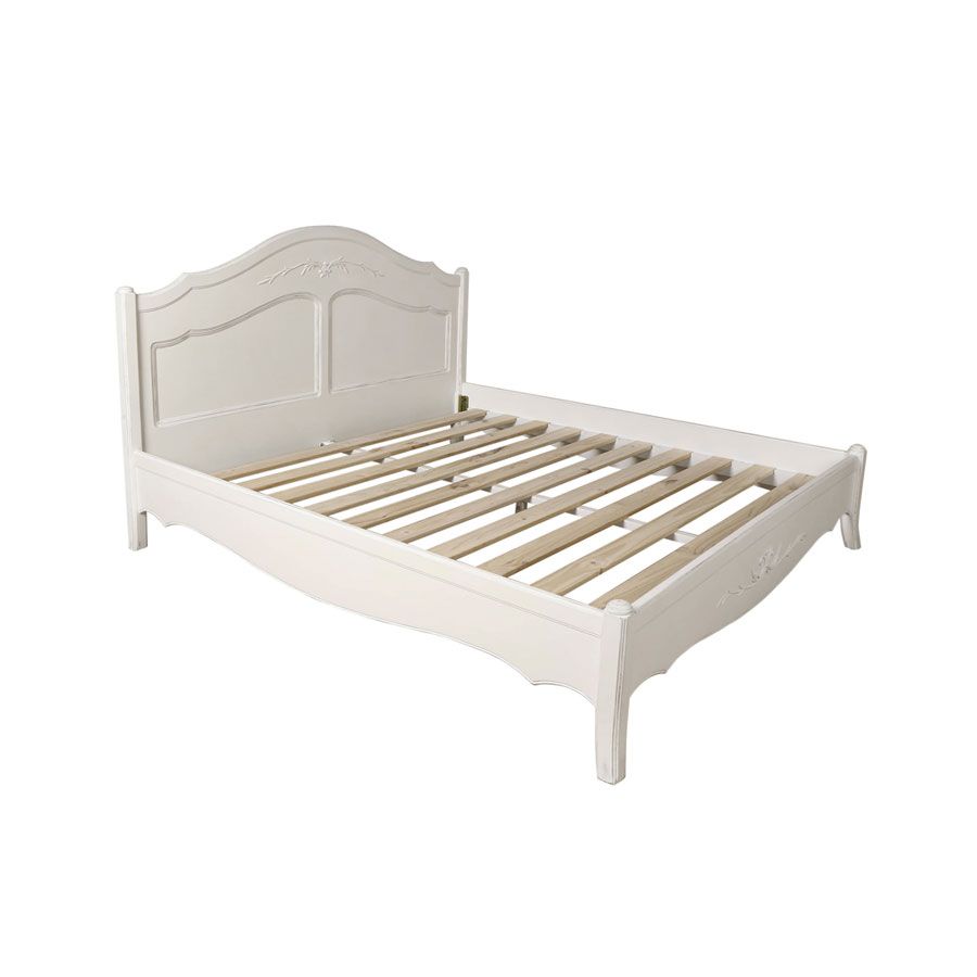 מיטה זוגית מעץ מקולקציית לוברון בגוון לבן 120/200