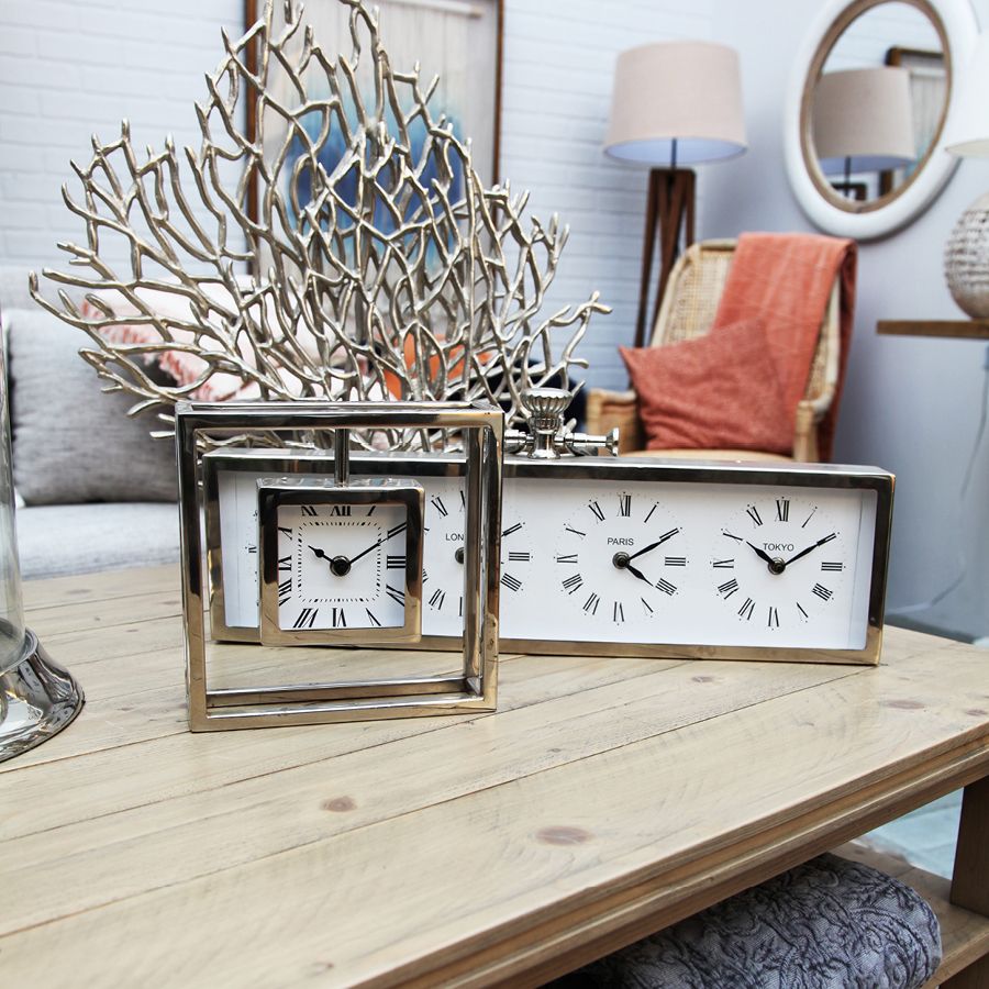 מראה עגולה לבן ועץ - אחרונה!!